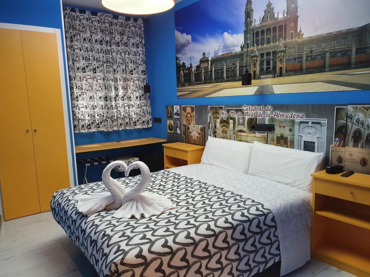 Hostal Jo Inn Madrid Dış mekan fotoğraf